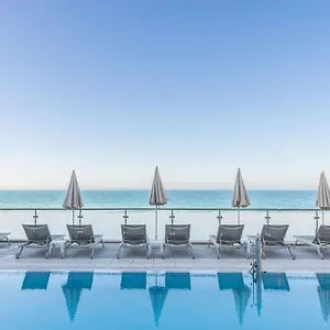 https://perla-marina-nerja.es-andalucia.com